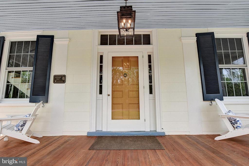4566 Solomons Island Rd