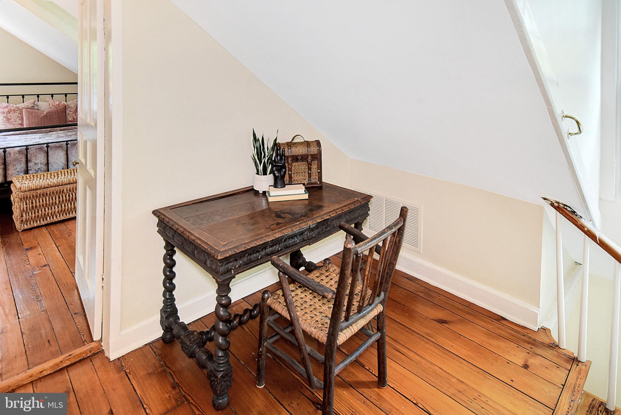 4566 Solomons Island Rd