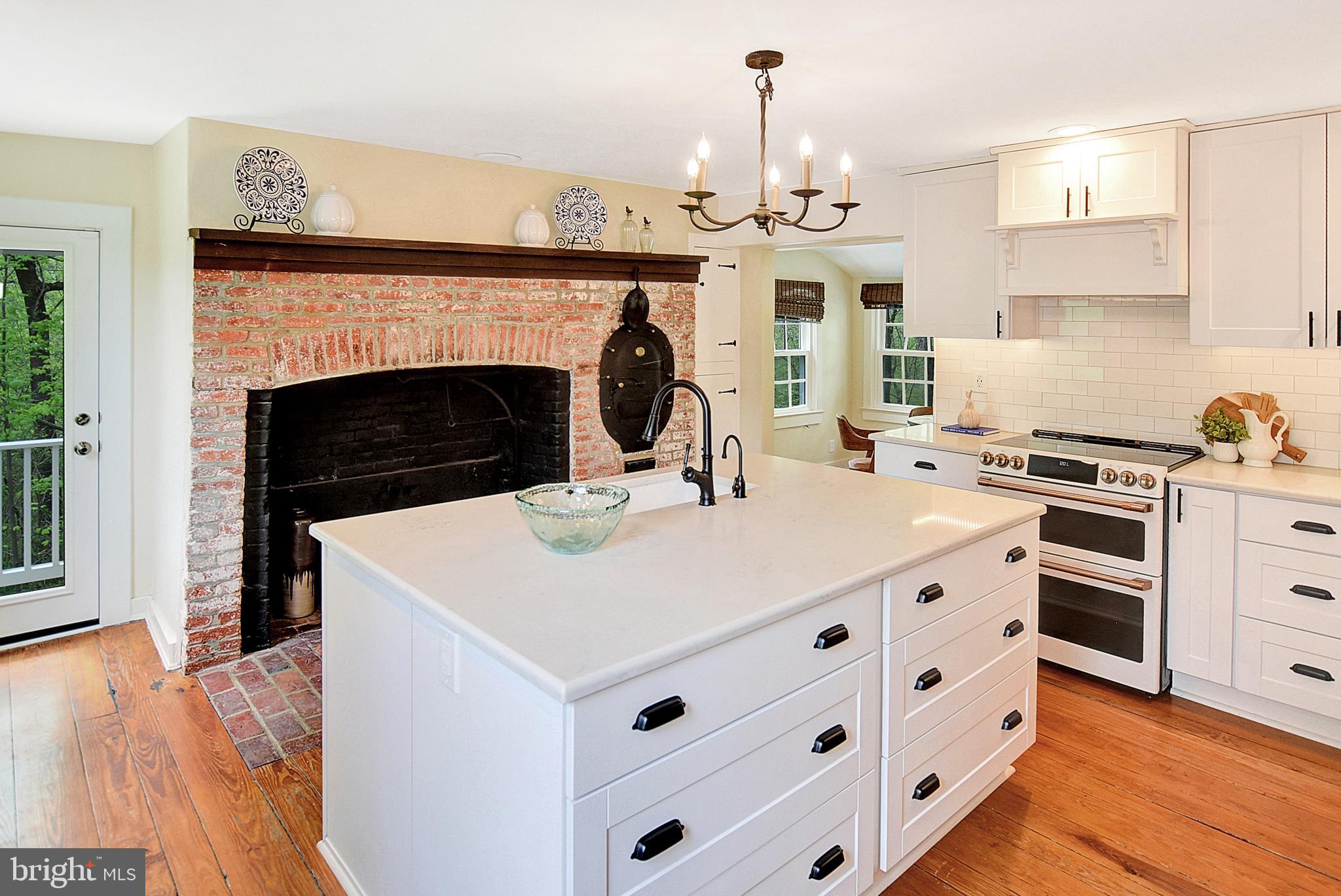 4566 Solomons Island Rd