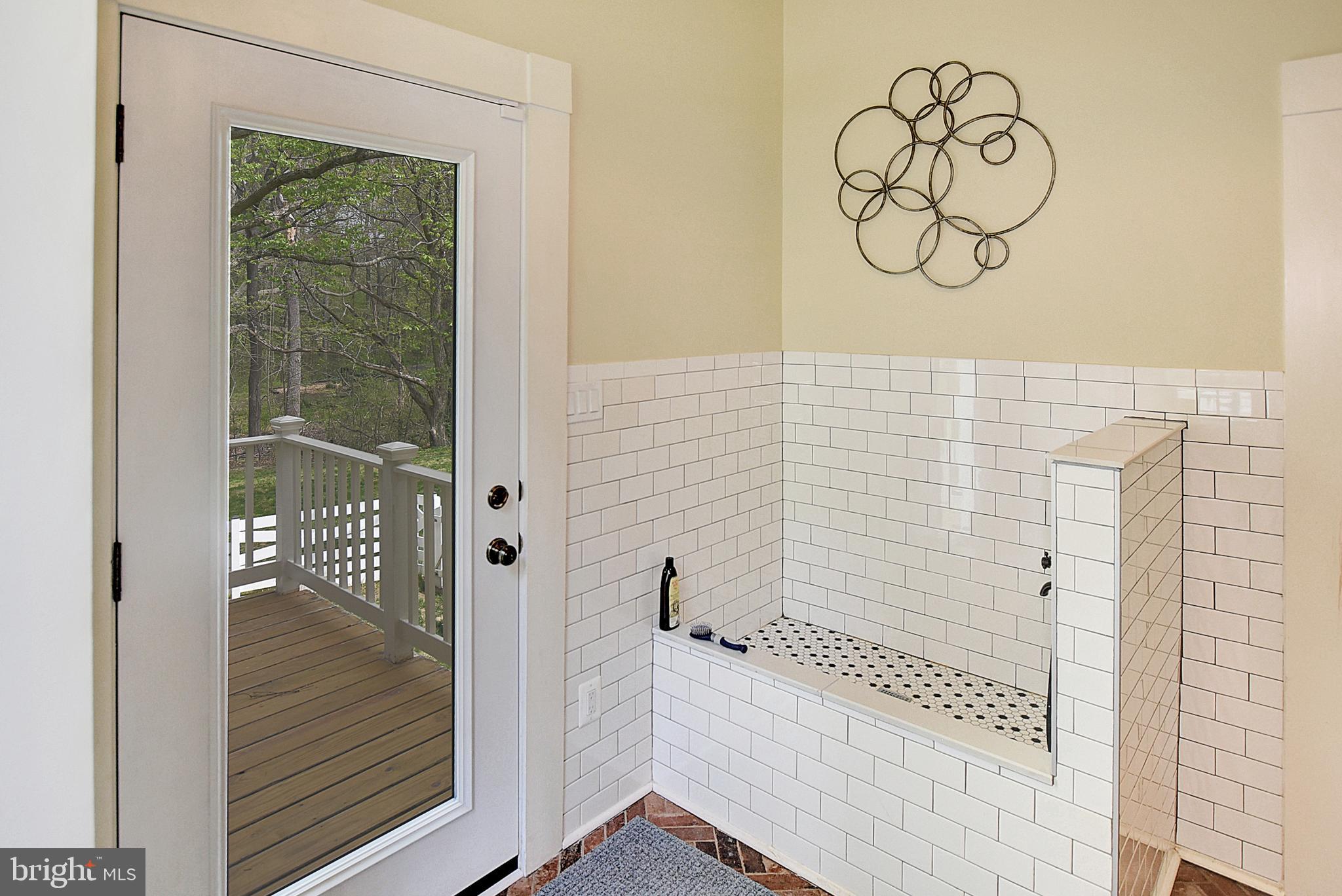 4566 Solomons Island Rd