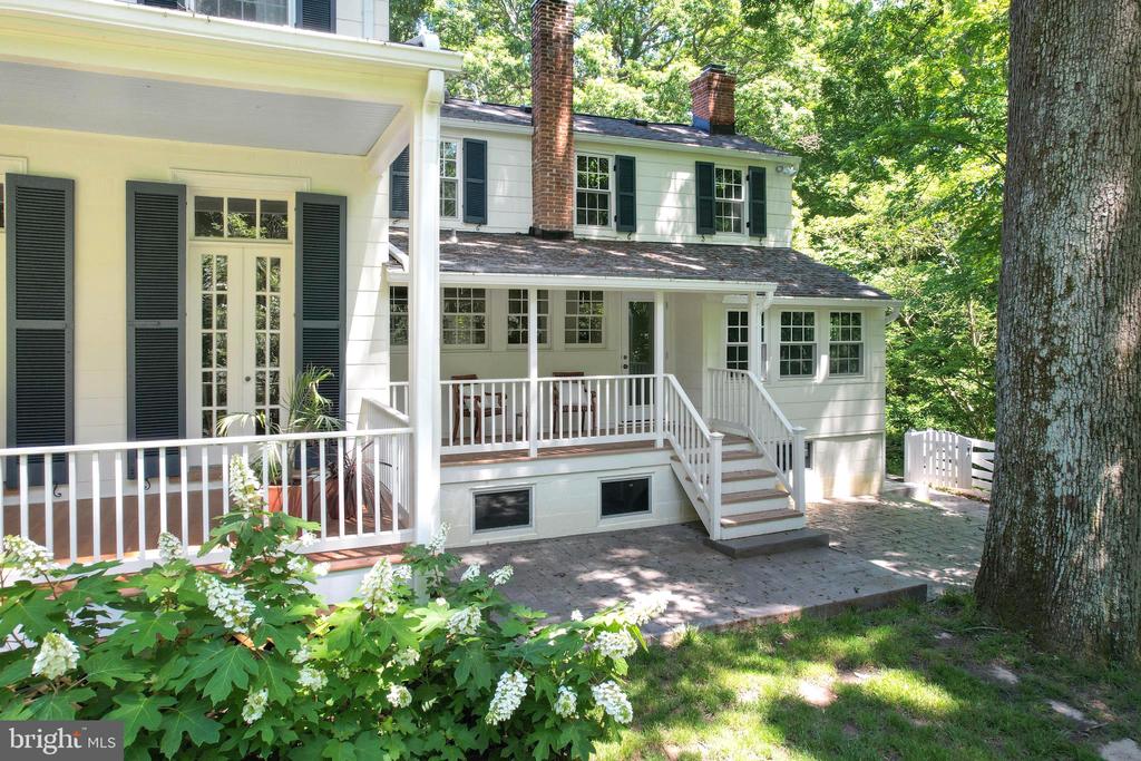 4566 Solomons Island Rd