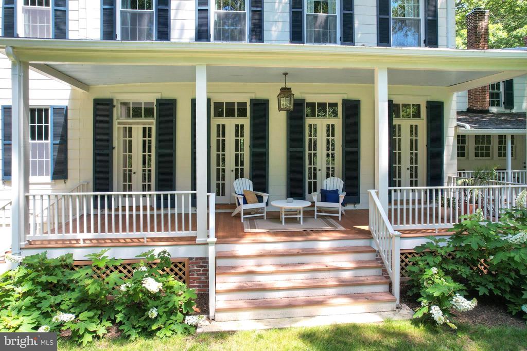 4566 Solomons Island Rd