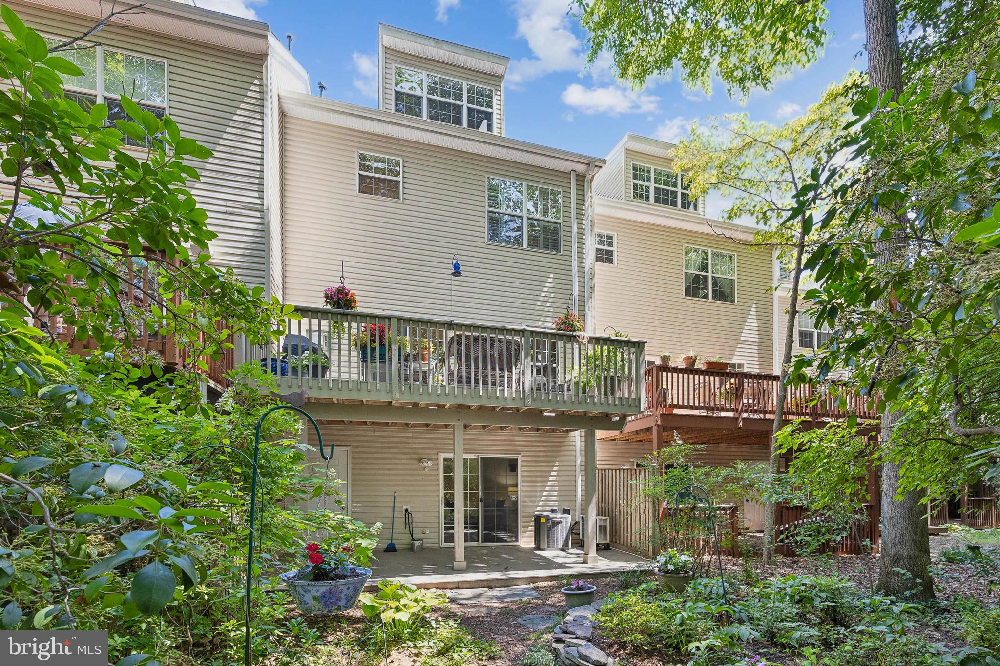626 Snow Goose Ln
