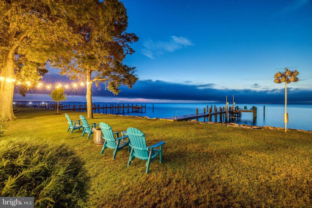 836 Bay Front Ave