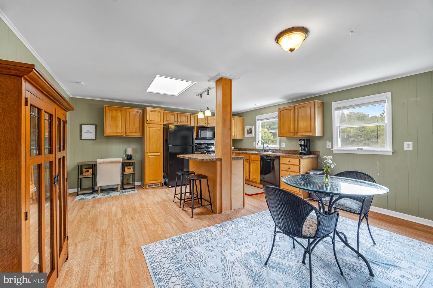 1201 Dixona Dr