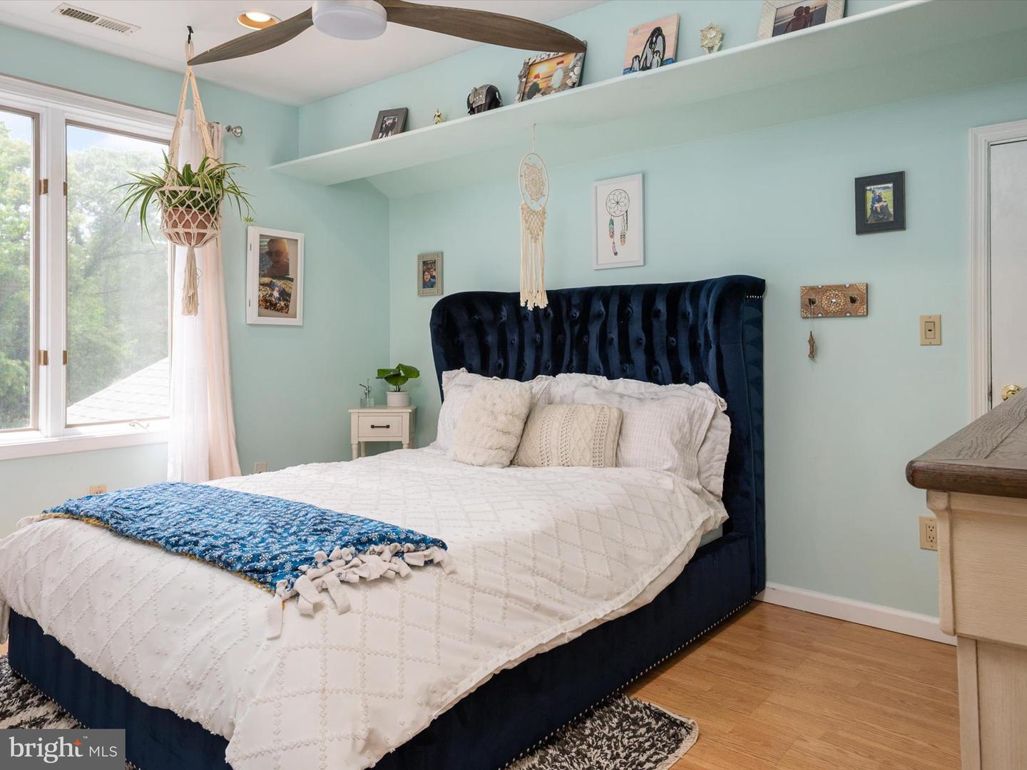 1011 Landon Ln