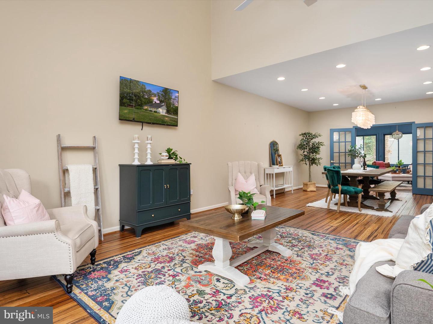 1011 Landon Ln