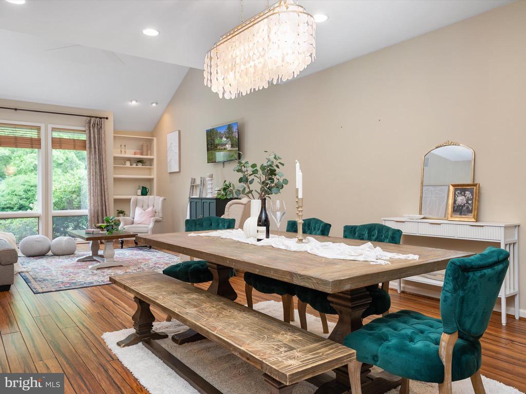 1011 Landon Ln