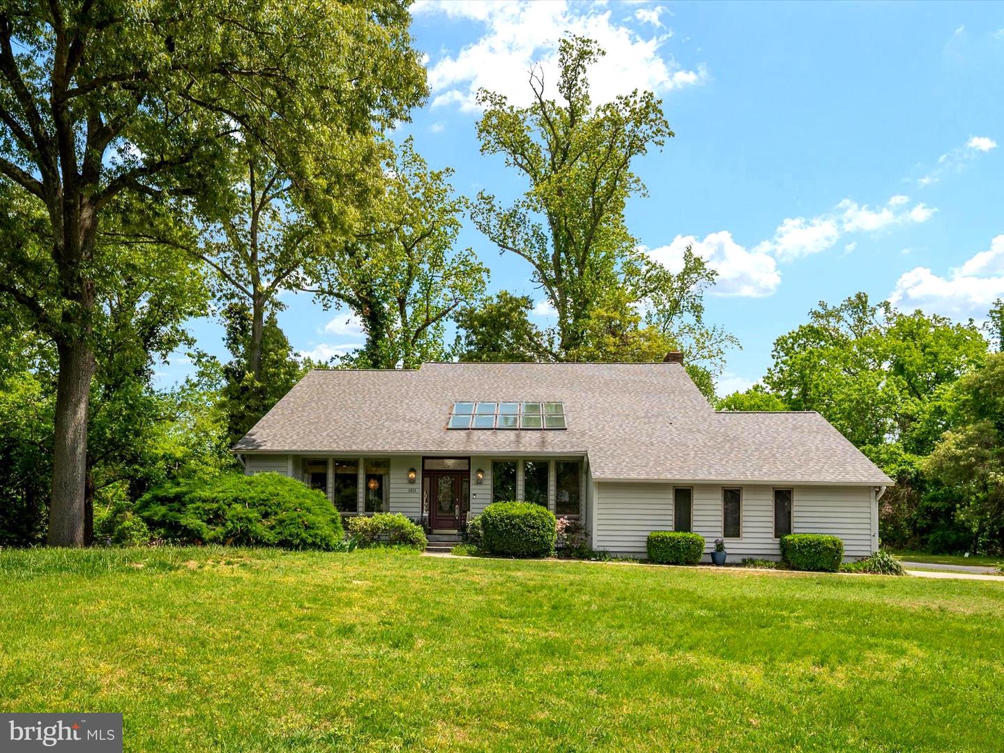 1011 Landon Ln