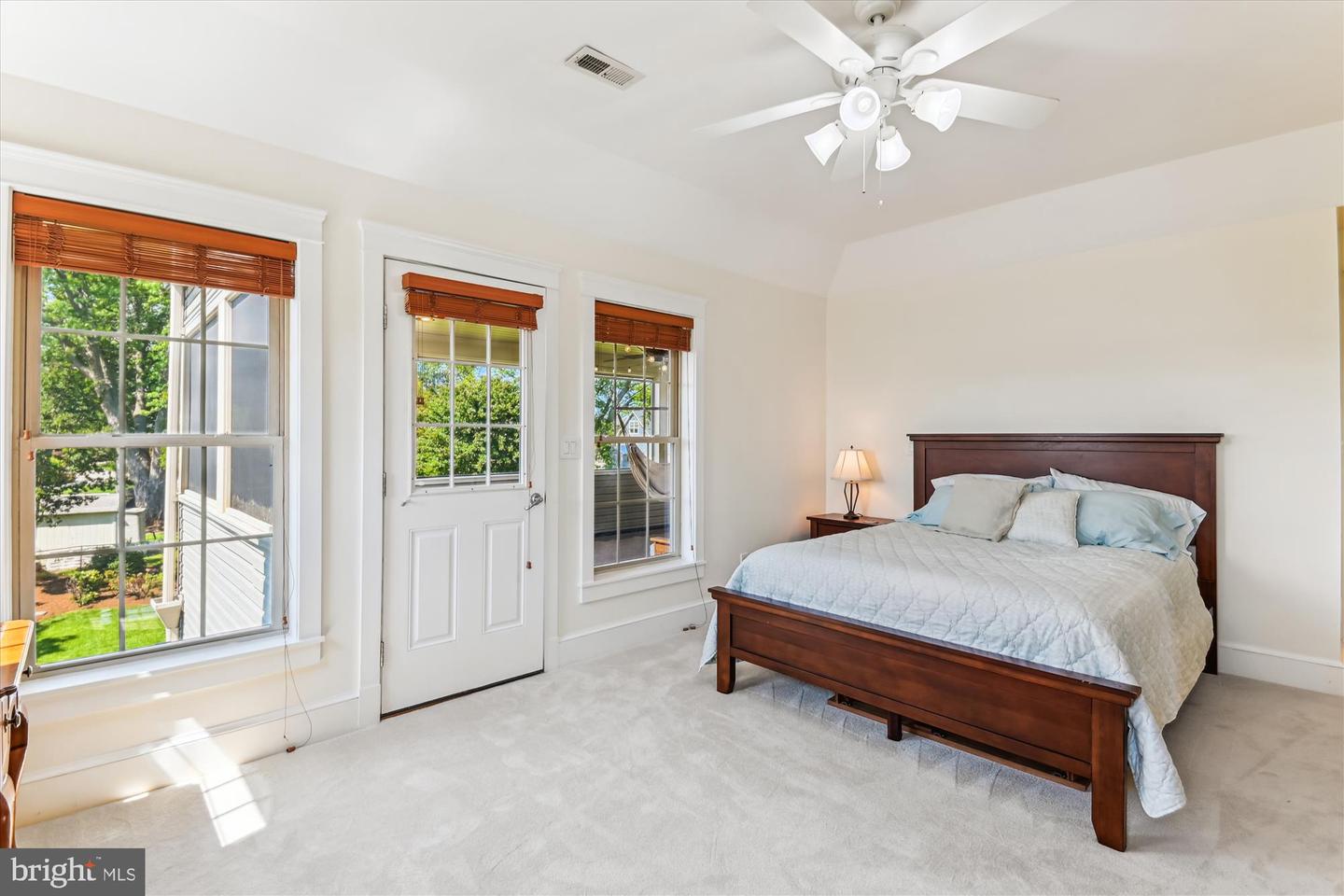 1108 Hull Dr