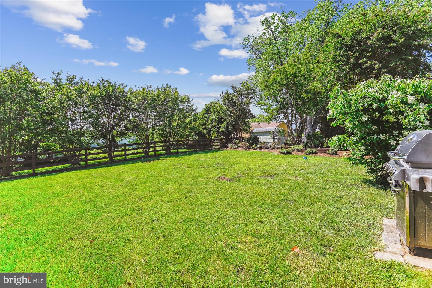 1108 Hull Dr