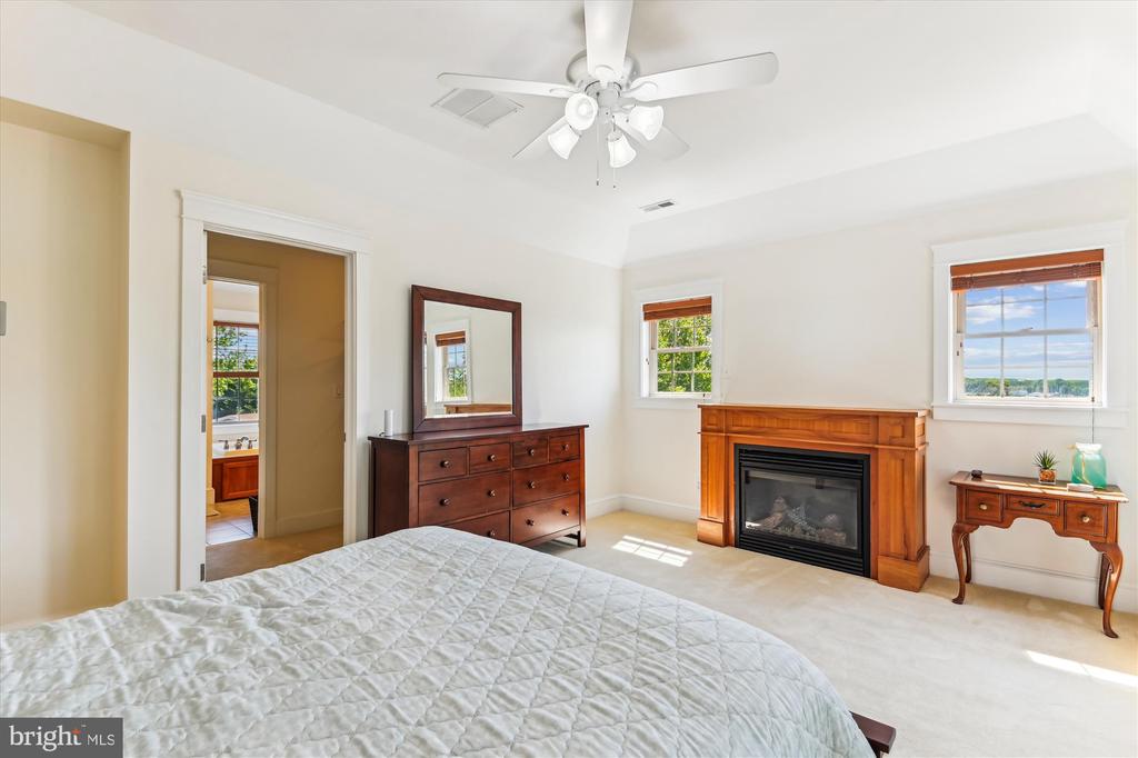 1108 Hull Dr