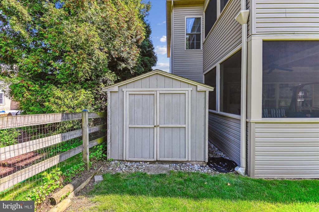 1108 Hull Dr