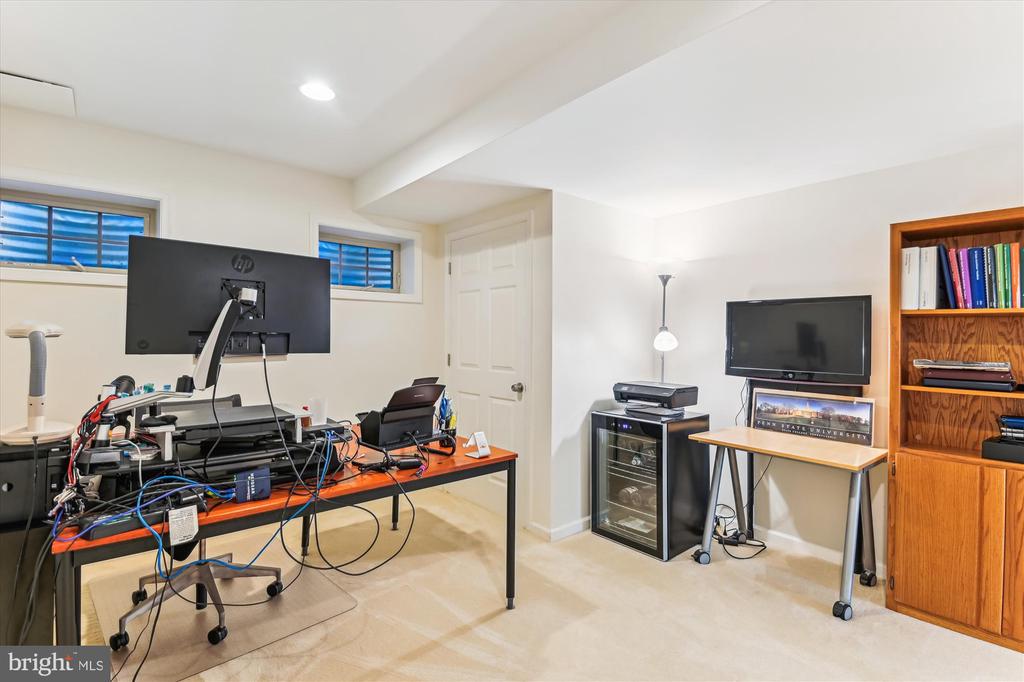 1108 Hull Dr