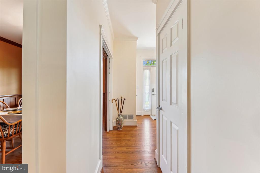 1108 Hull Dr