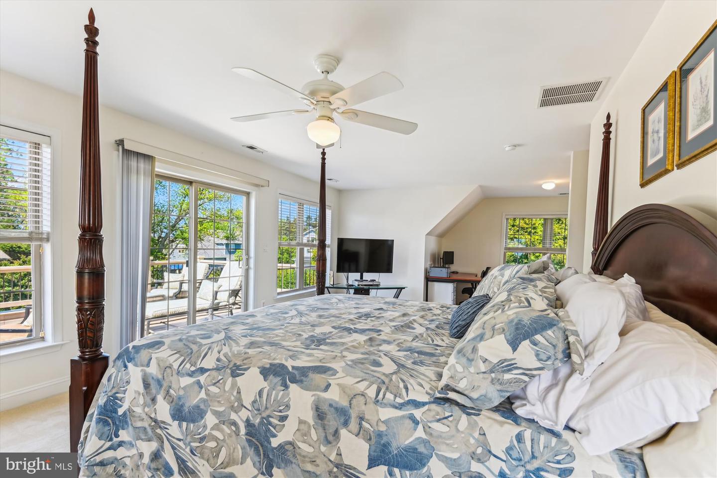 1108 Hull Dr