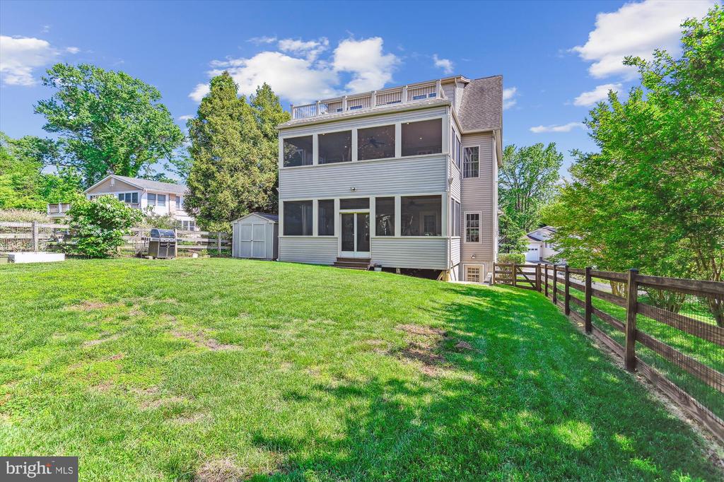 1108 Hull Dr