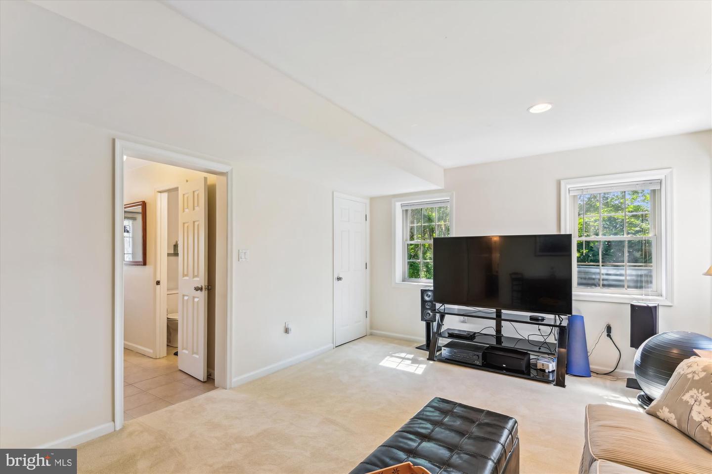 1108 Hull Dr
