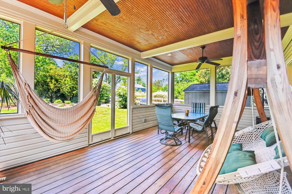 1108 Hull Dr
