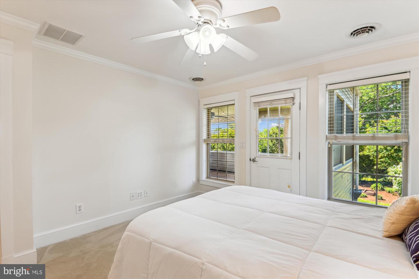 1108 Hull Dr