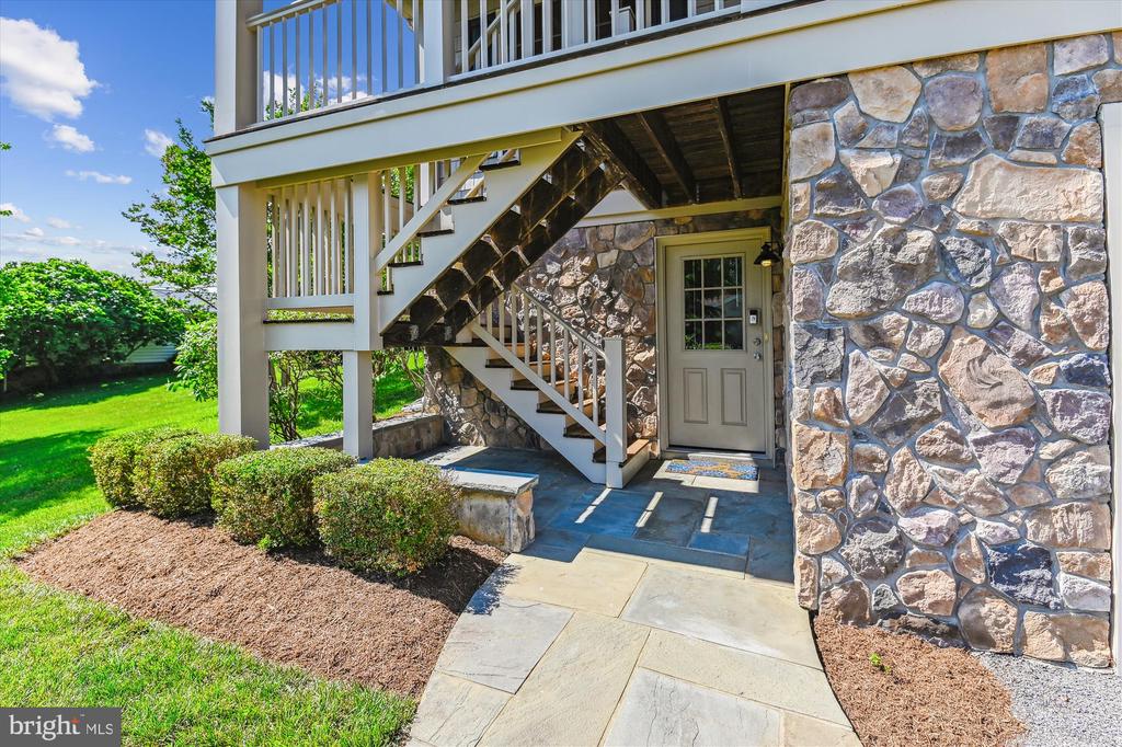 1108 Hull Dr