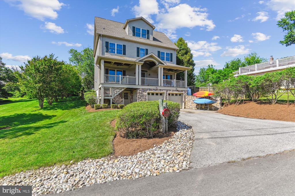 1108 Hull Dr