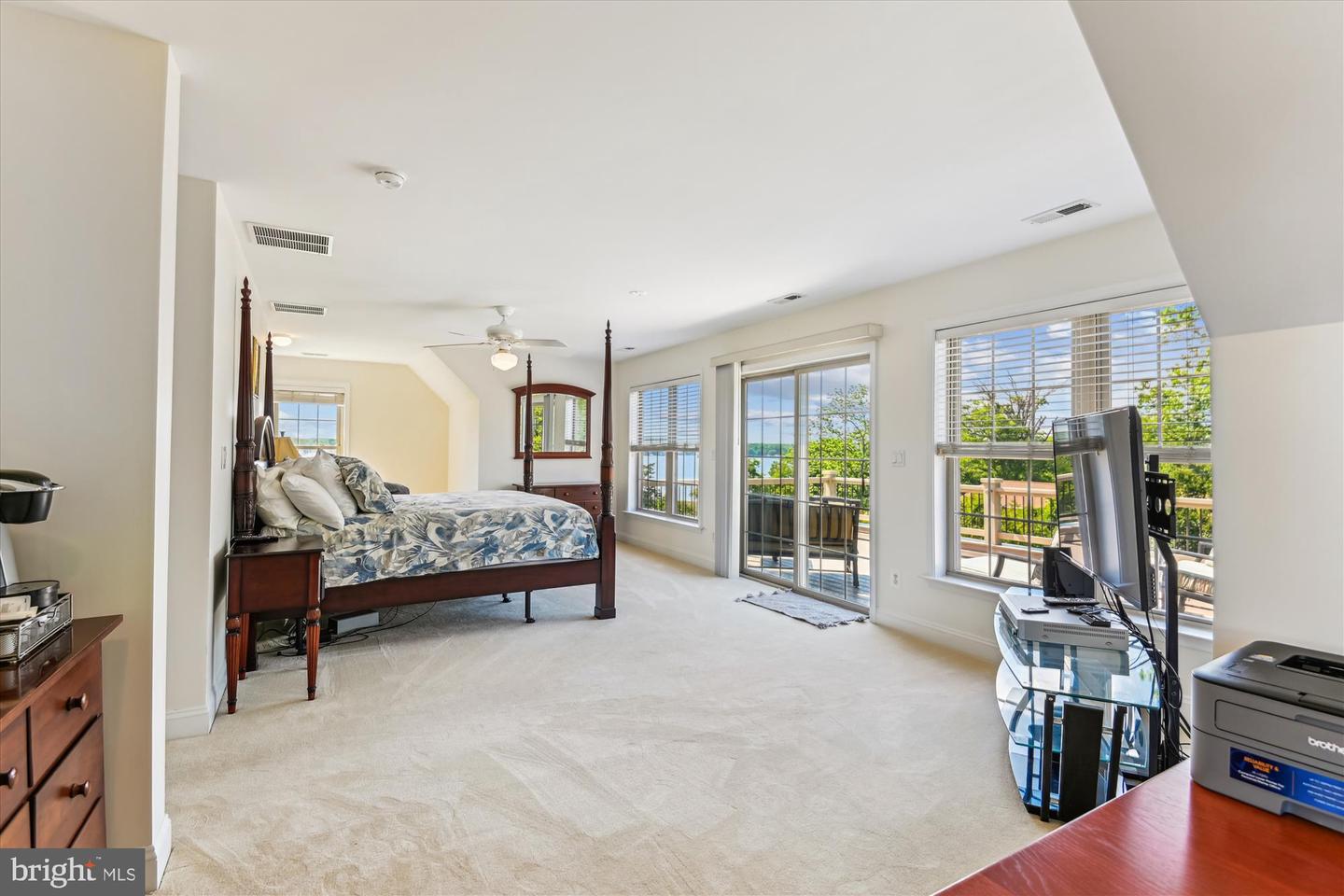 1108 Hull Dr