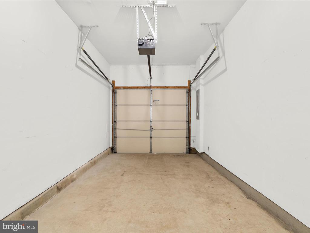 311 HAMLET CIRCLE