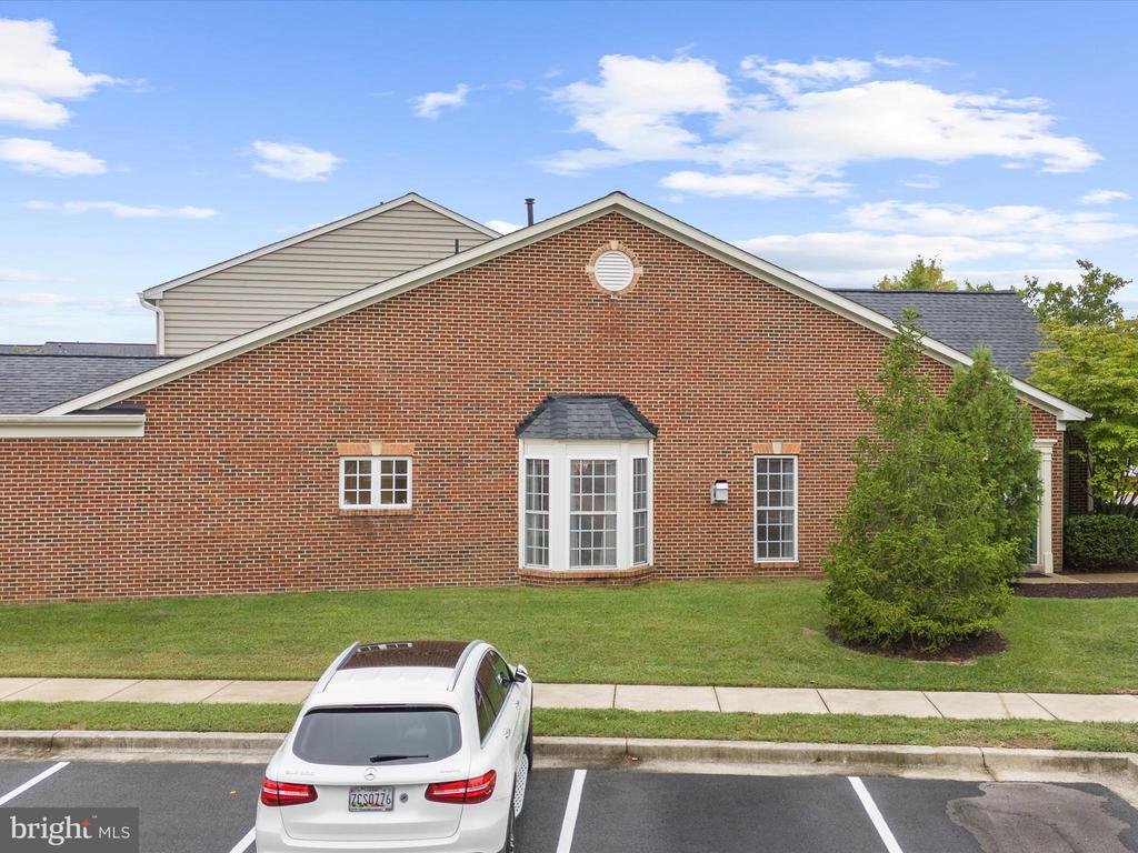 311 HAMLET CIRCLE