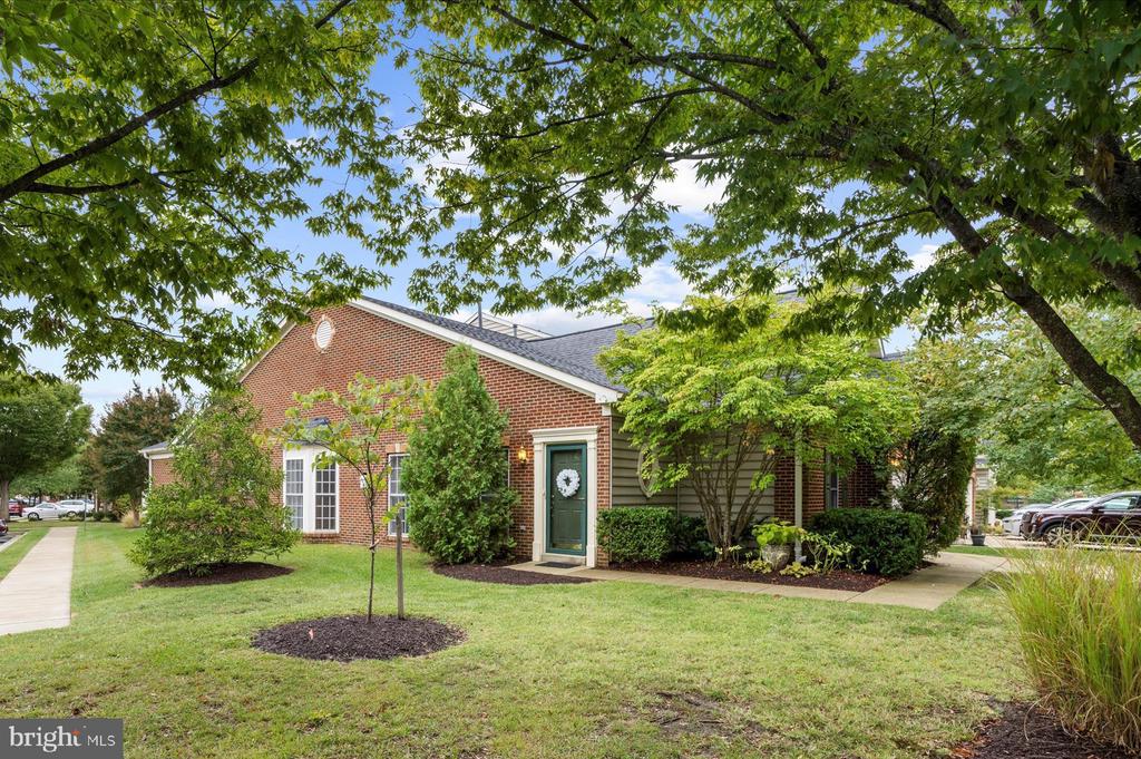 311 HAMLET CIRCLE