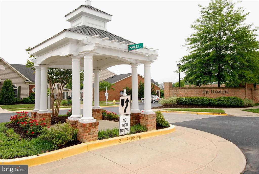 311 HAMLET CIRCLE
