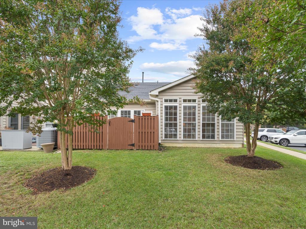 311 HAMLET CIRCLE