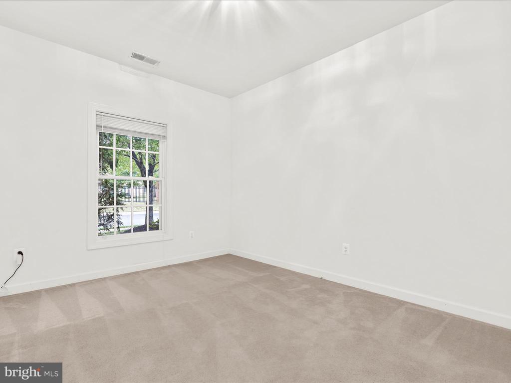 311 HAMLET CIRCLE