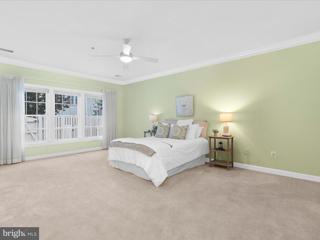 311 HAMLET CIRCLE