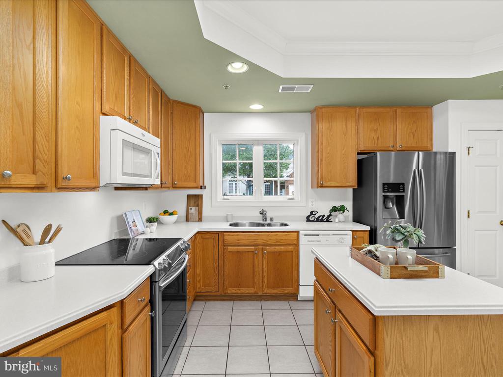 311 HAMLET CIRCLE