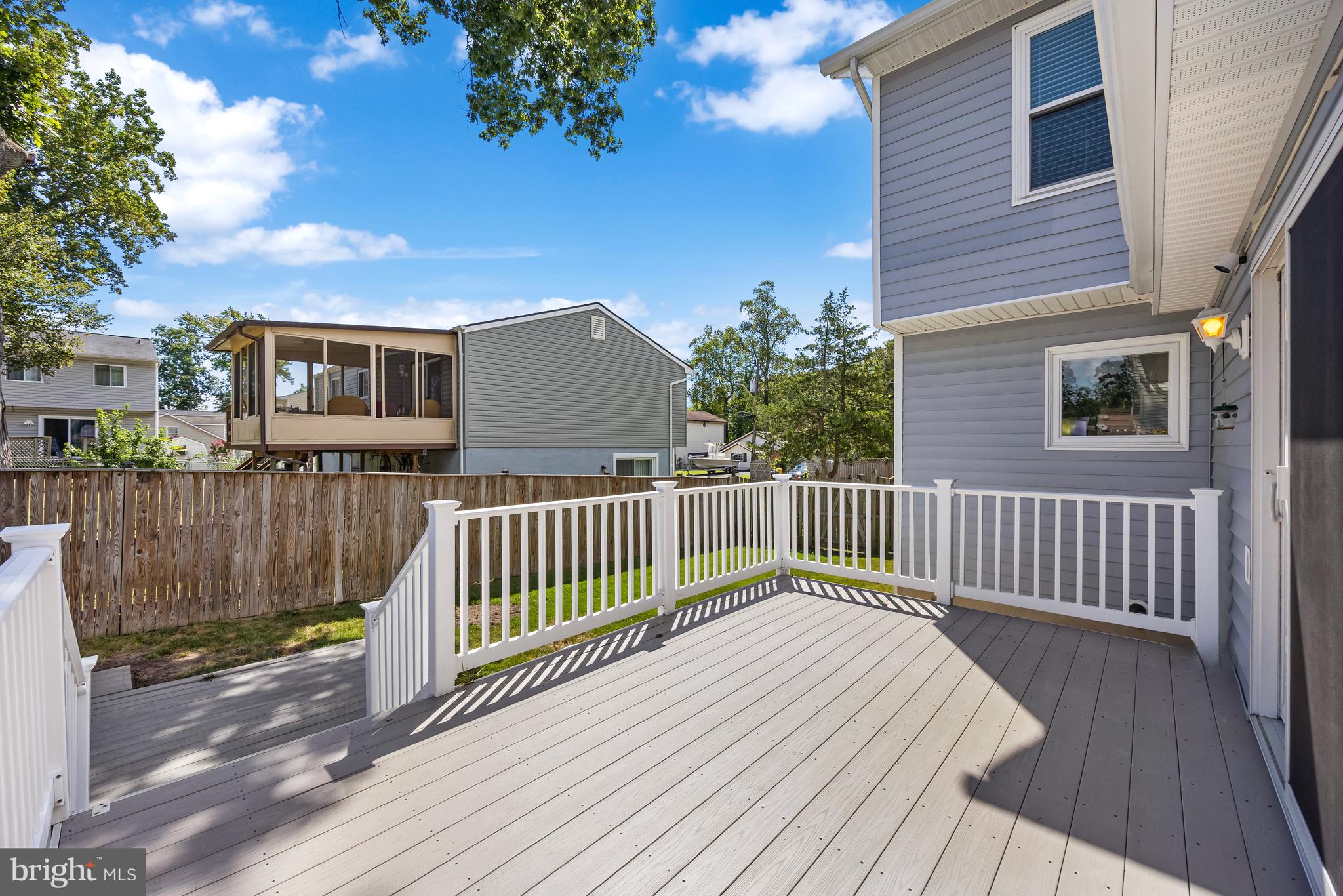 2107 SHORE DRIVE