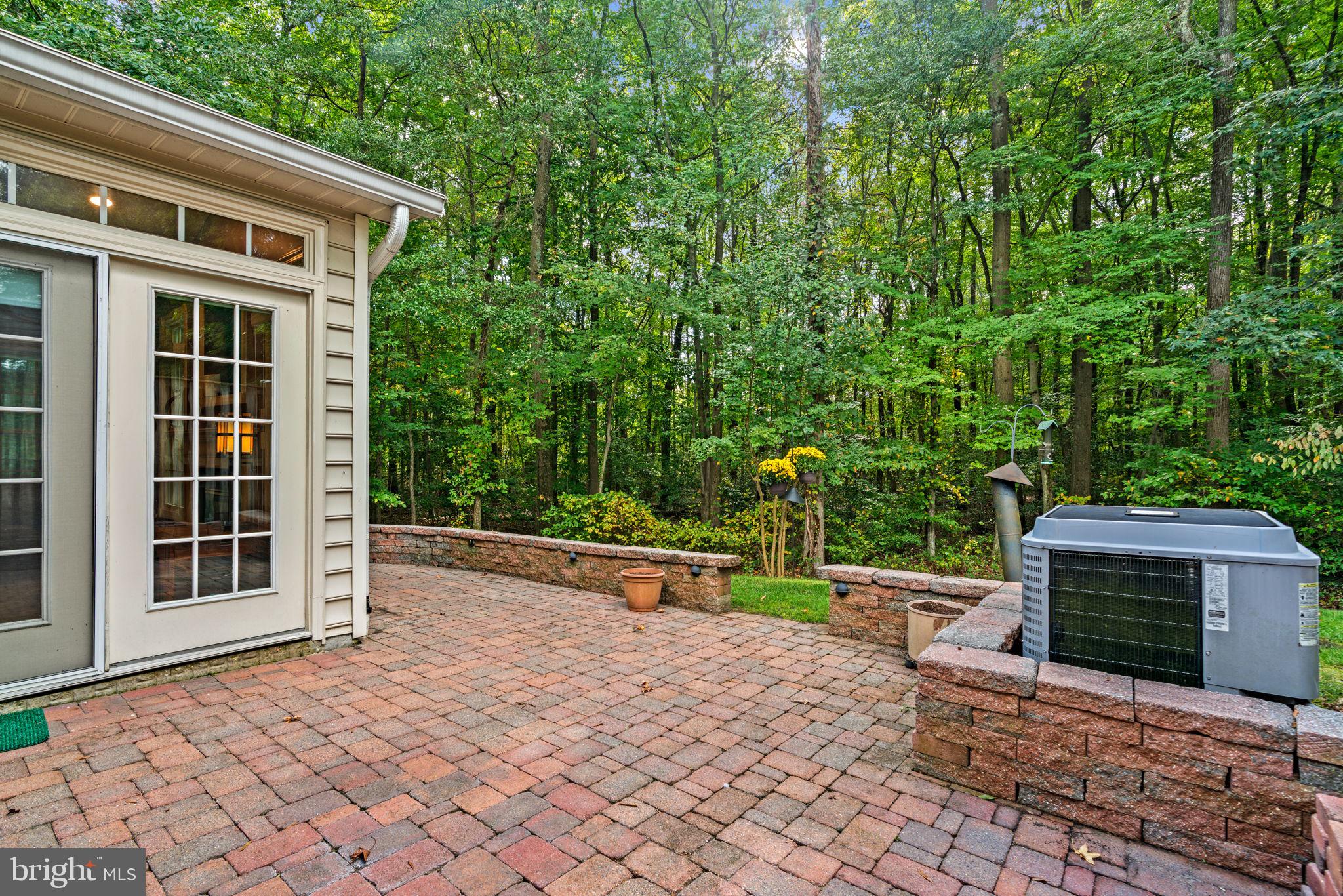 344 COLONY POINT PLACE