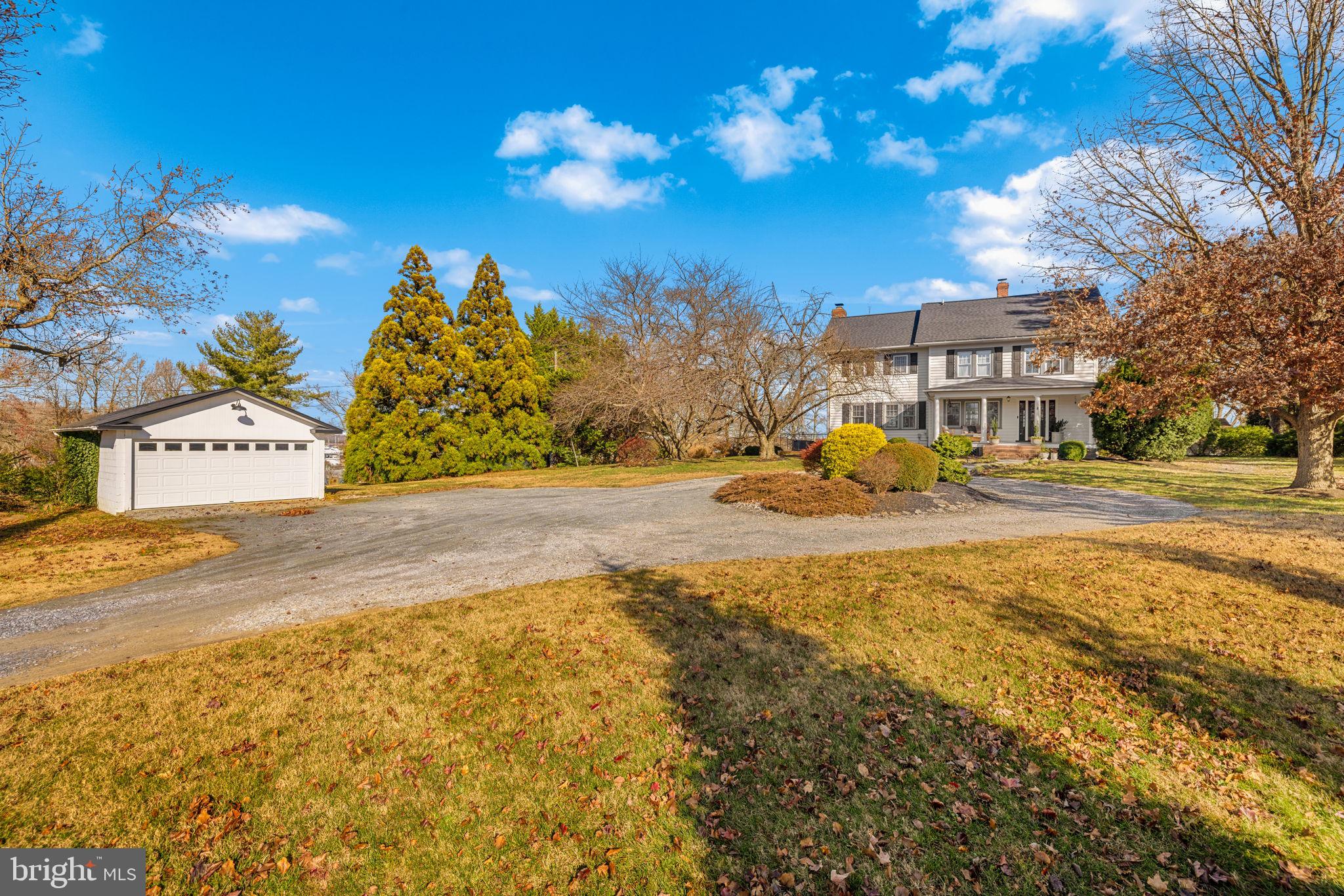1138 MAYO ROAD