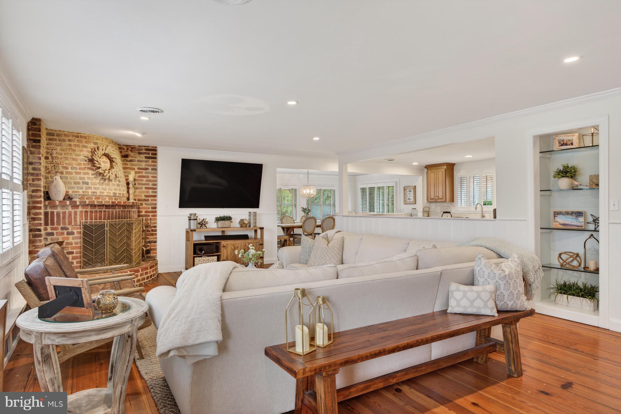 3531 S RIVER TERRACE