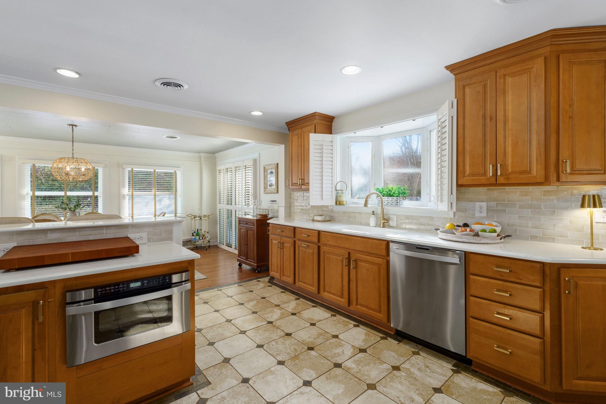 3531 S RIVER TERRACE