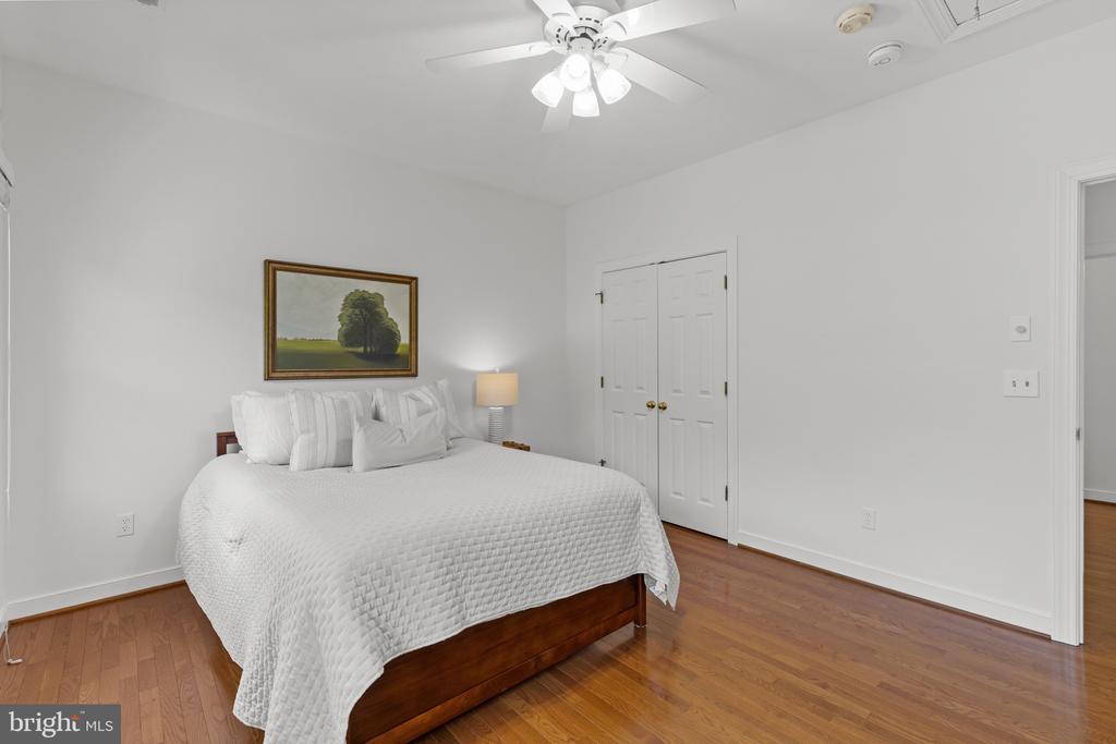 3537 RUSSELL THOMAS LANE
