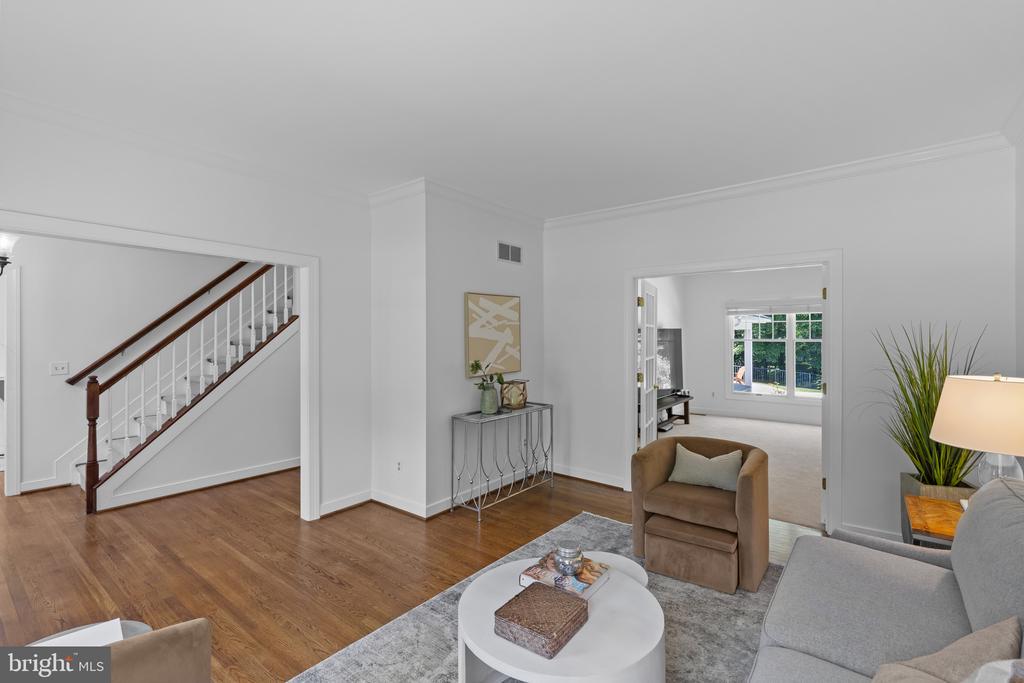 3537 RUSSELL THOMAS LANE