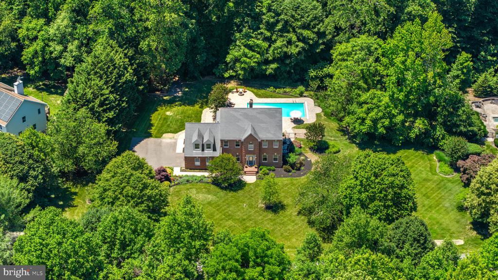 3537 RUSSELL THOMAS LANE