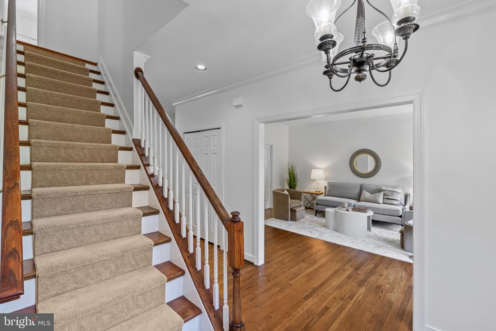 3537 RUSSELL THOMAS LANE