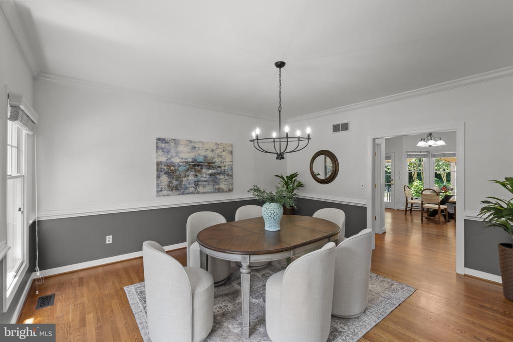 3537 RUSSELL THOMAS LANE