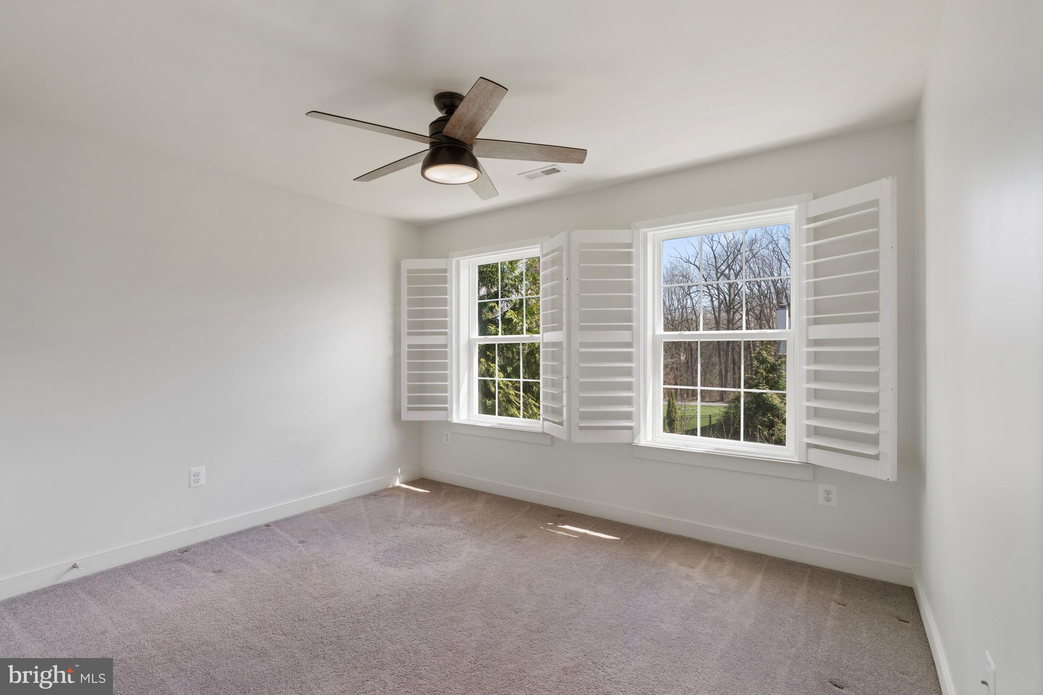 704 ROANE HOLLOW LANE