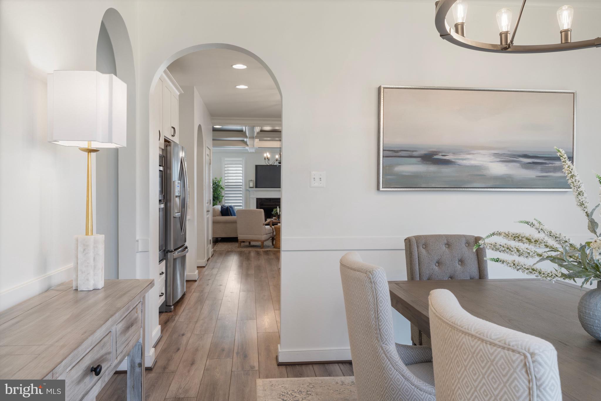 704 ROANE HOLLOW LANE