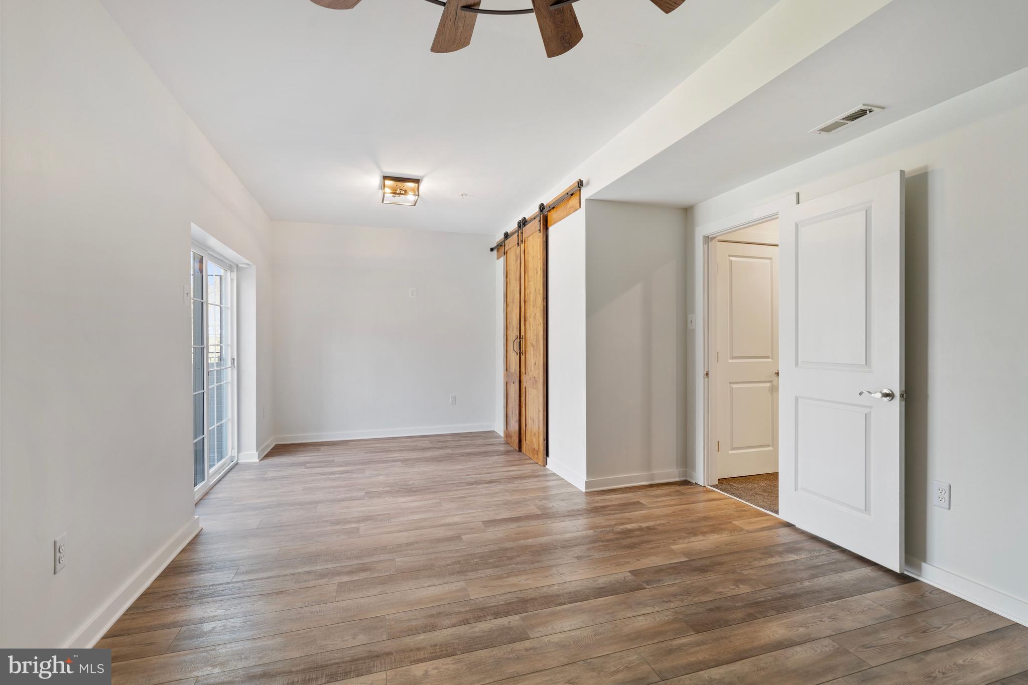 704 ROANE HOLLOW LANE