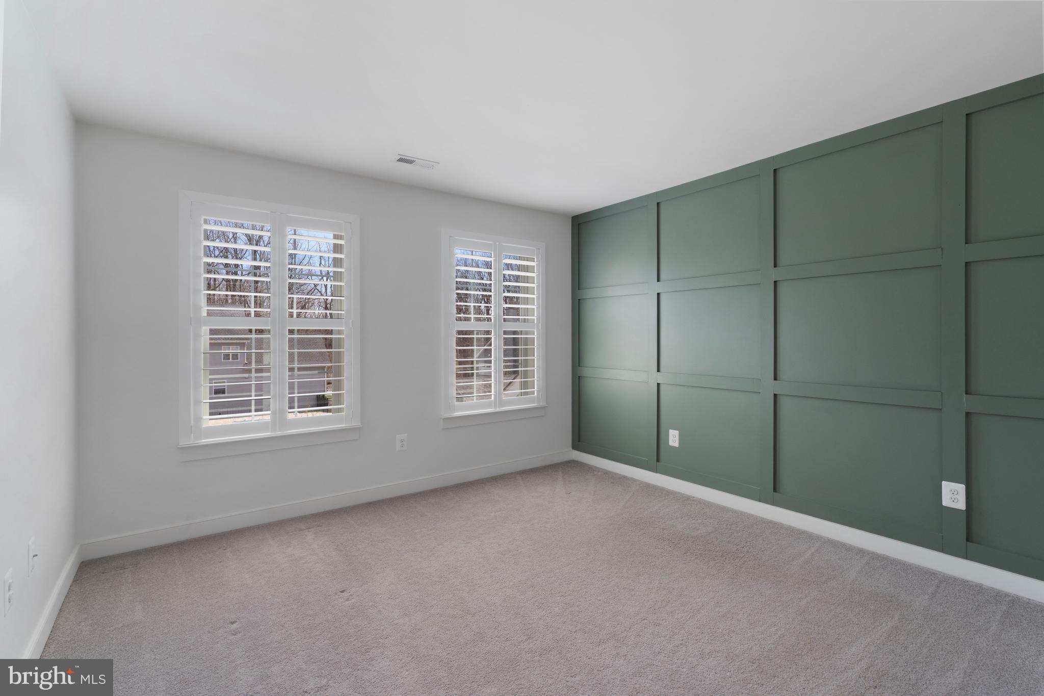 704 ROANE HOLLOW LANE