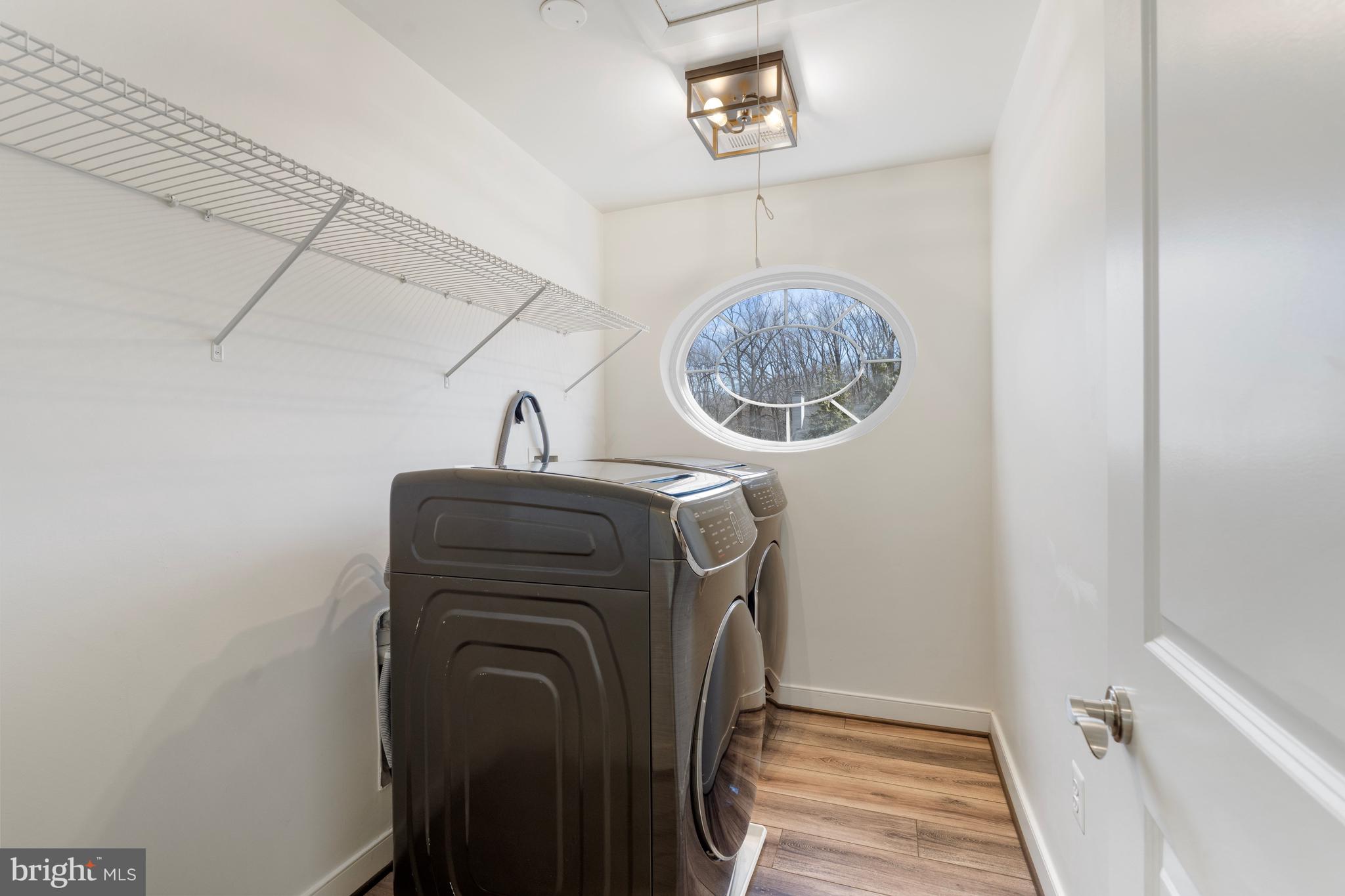 704 ROANE HOLLOW LANE